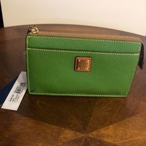 Dooney and Bourke Crossbody Gingy